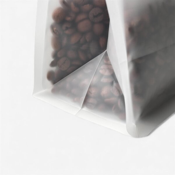 Пакет з плоским дном матовий білий (напівпрозорий)